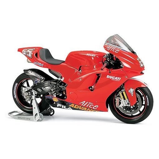 Tamiya Ducati Desmosedici - model la scara