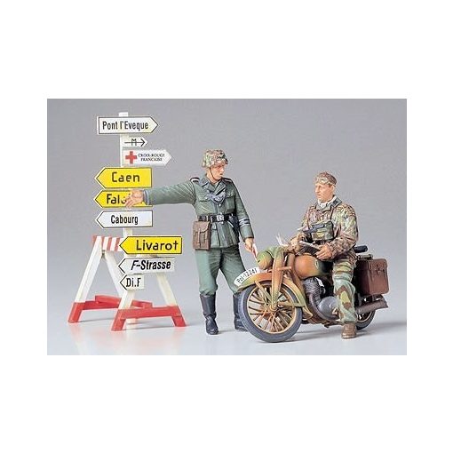 Tamiya German Motorcycle Orderly Set - model la scara