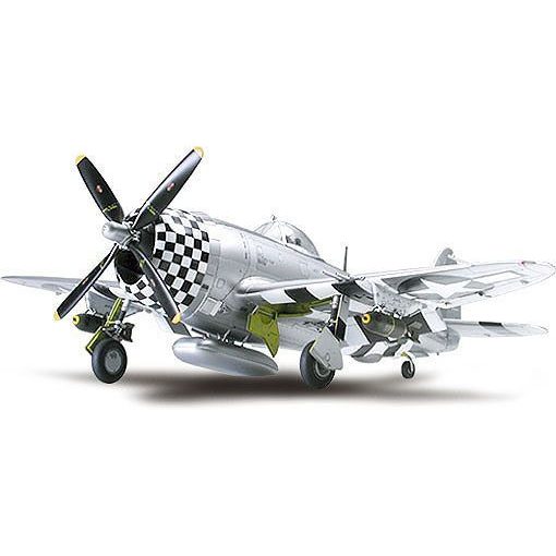 Tamiya P-47D Thunderbolt Bubbletop - model la scara