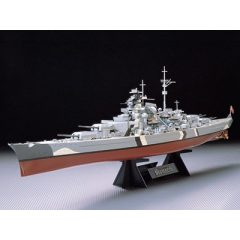 Tamiya German Battleship Bismarck- model la scara