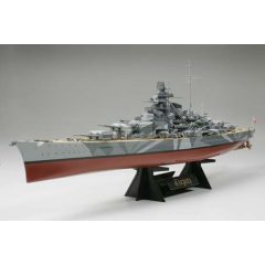 Tamiya German Tirpitz Battleship- model la scara