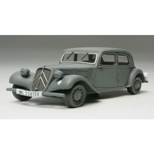 Tamiya Citroen 11CV Staff Car - model la scara