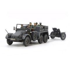   Tamiya German 6x4 Towing Truck Kfz.69 - w/3.7cm Pak - model la scara