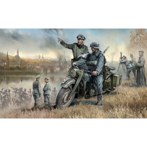 Zvezda German R-12 Heavy Motorcycle with rider and officer - model la scara