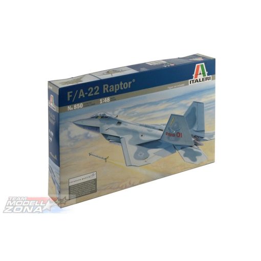 Italeri F-22 Raptor - model la scara