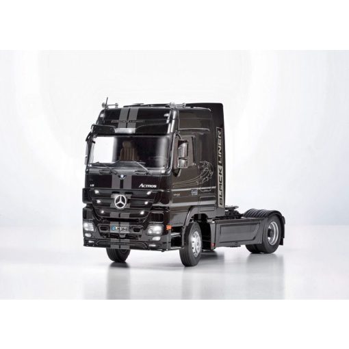 Italeri Mercedes-Benz Actros MP3- model la scara