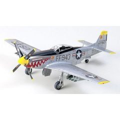 Tamiya F-51D Mustang North American - model la scara